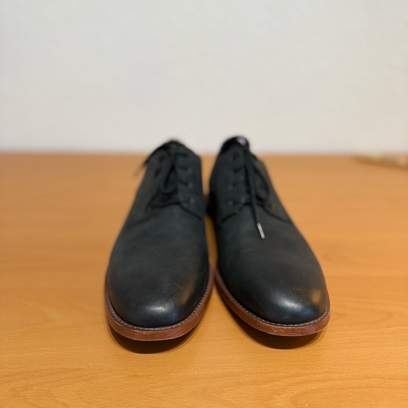 Cole Haan Black Leather Oxford Shoes with Lace-Up Design - Picture 5 of 7